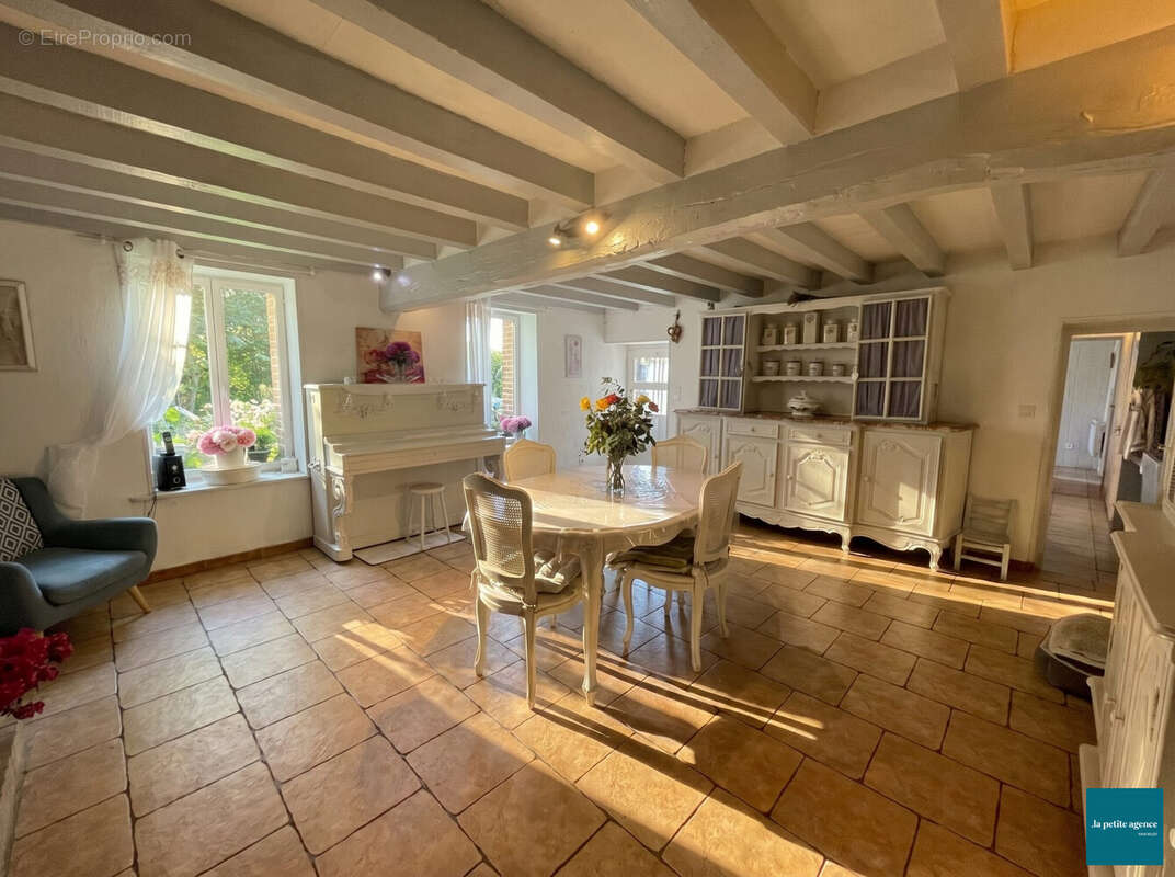 Maison à LA FORET-AUVRAY