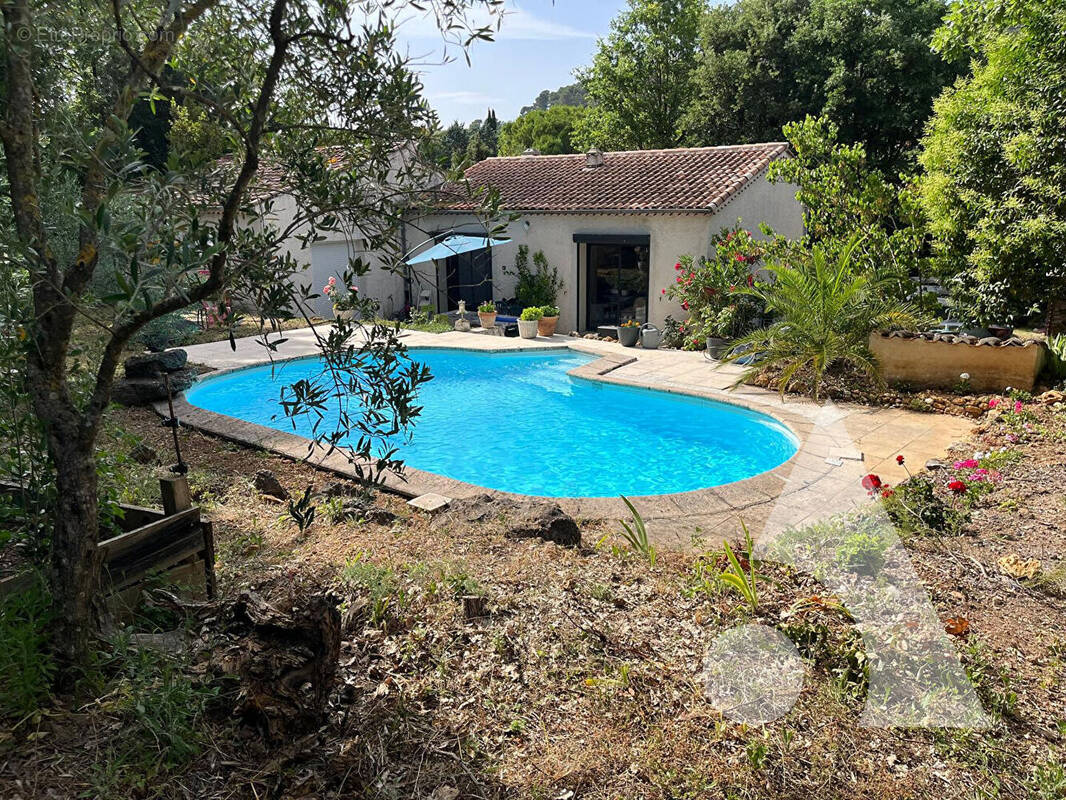 Maison à LORGUES