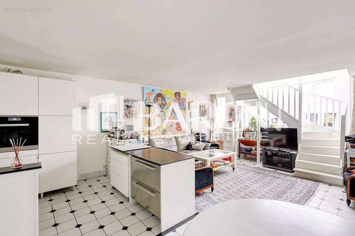Maison à PARIS-19E