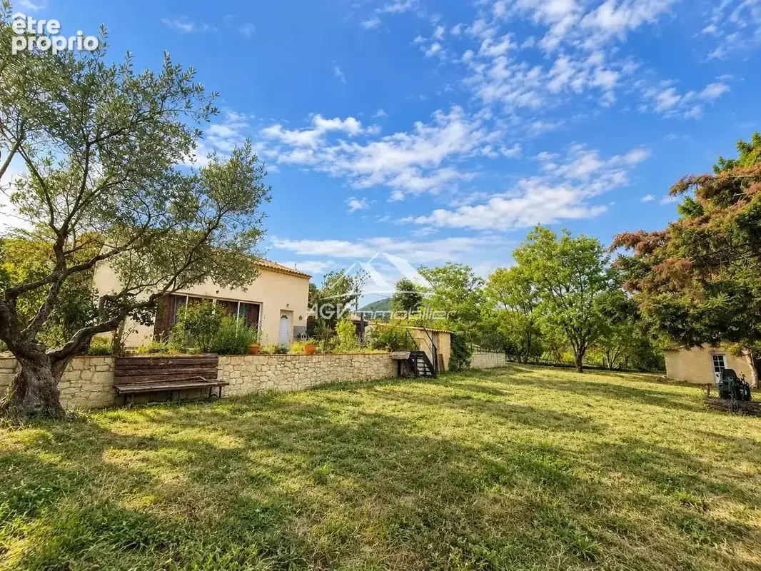 Photo Maison à Saint-Florent-Sur-Auzonnet au prix de 220 000€