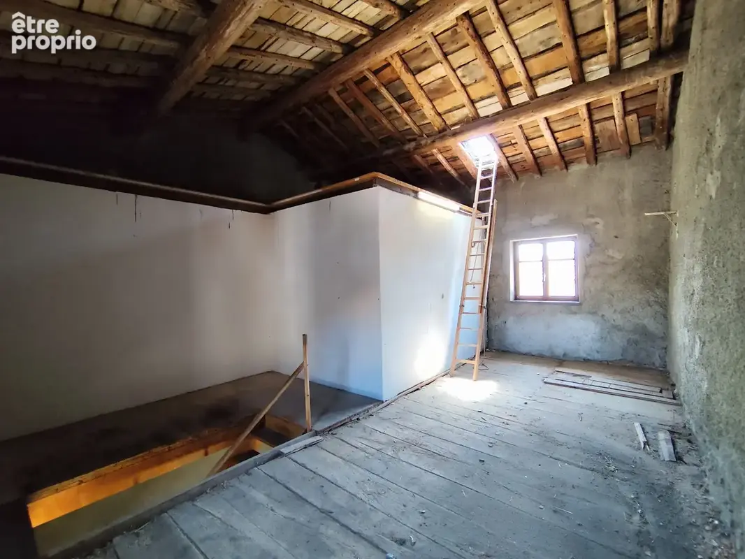 Maison de bourg à rénover avec terrain à Malvalette - photo 12