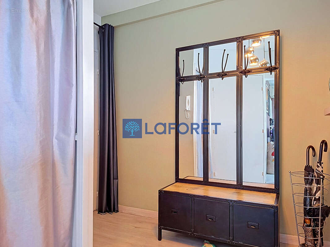 Appartement à LA VALETTE-DU-VAR