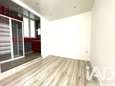 Photo 2 - Appartement à CORBEIL-ESSONNES