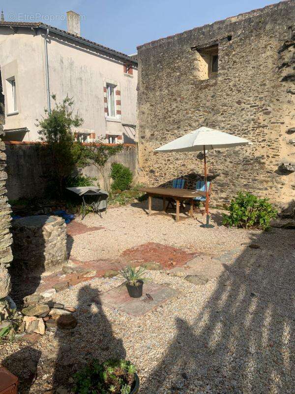Maison à MOUILLERON-EN-PAREDS