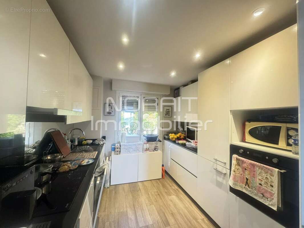 Appartement à CAP-D'AIL