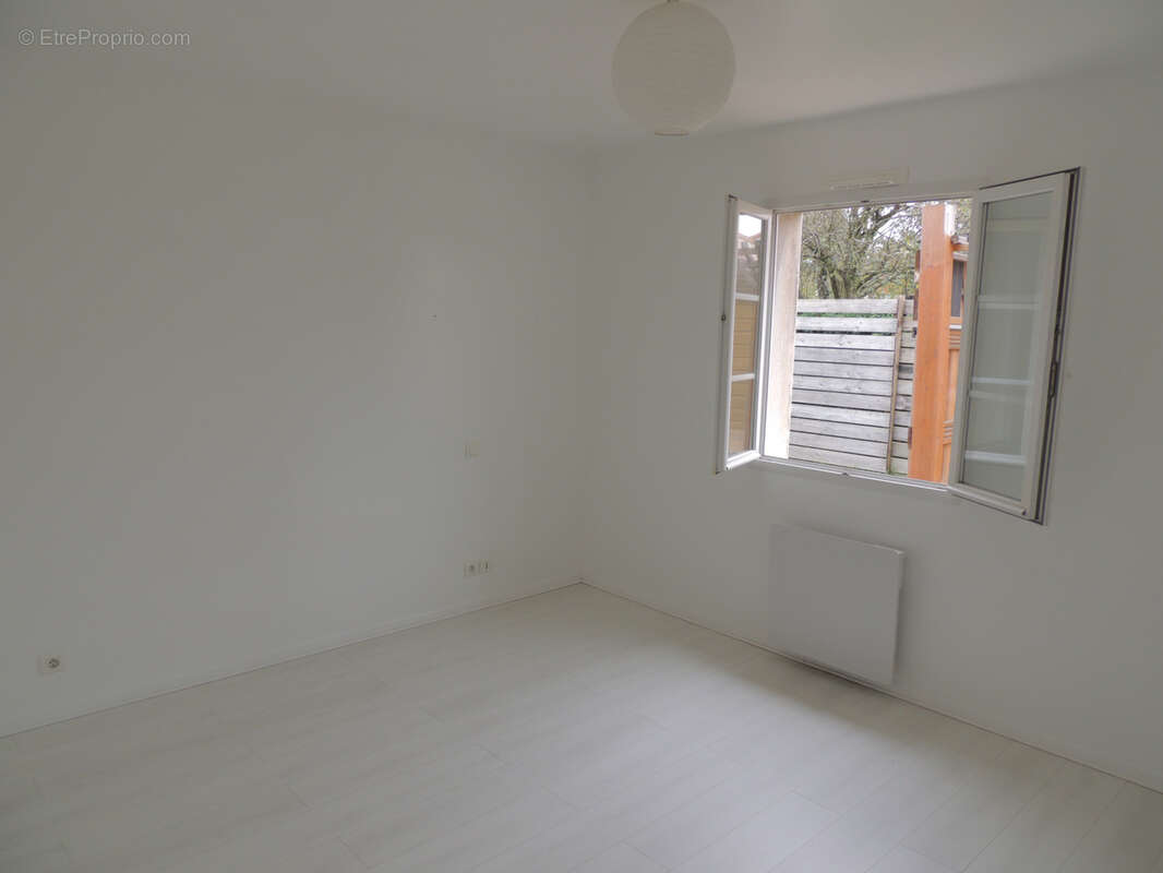 Maison à SAINTE-FLORENCE