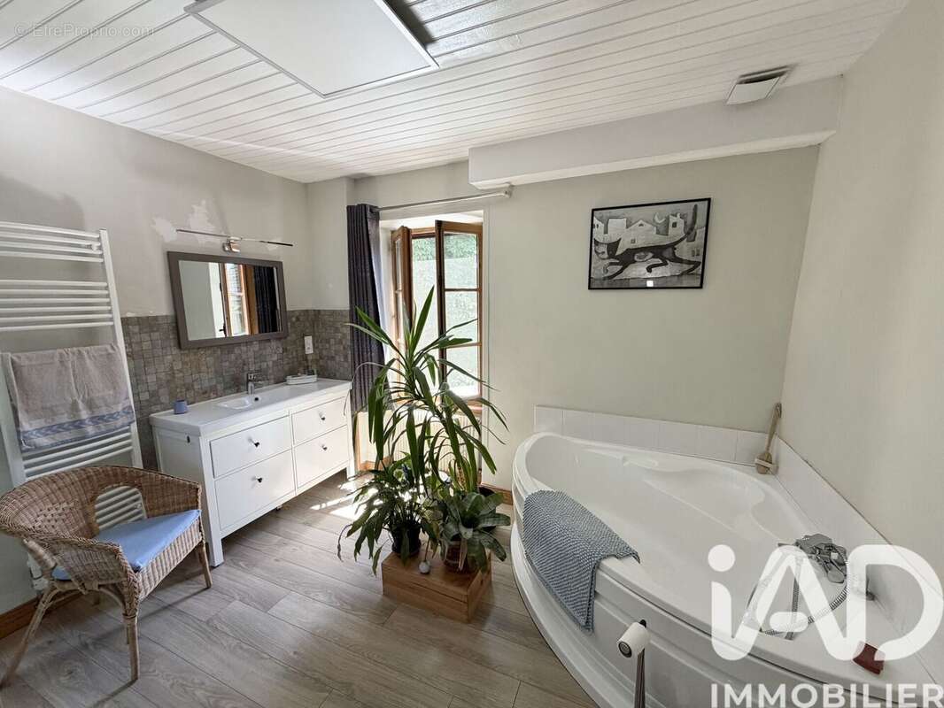 Maison 136 m² à Reyrevignes  - photo 6