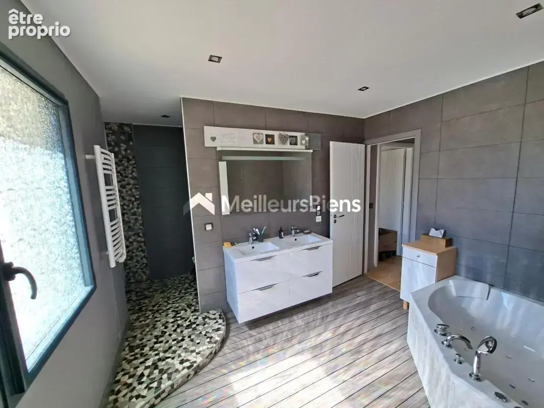 Maison contemporaine avec 2 terrasses et pergola bioclimatique - photo 8