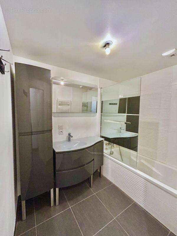 Appartement à SAINT-JEOIRE-PRIEURE