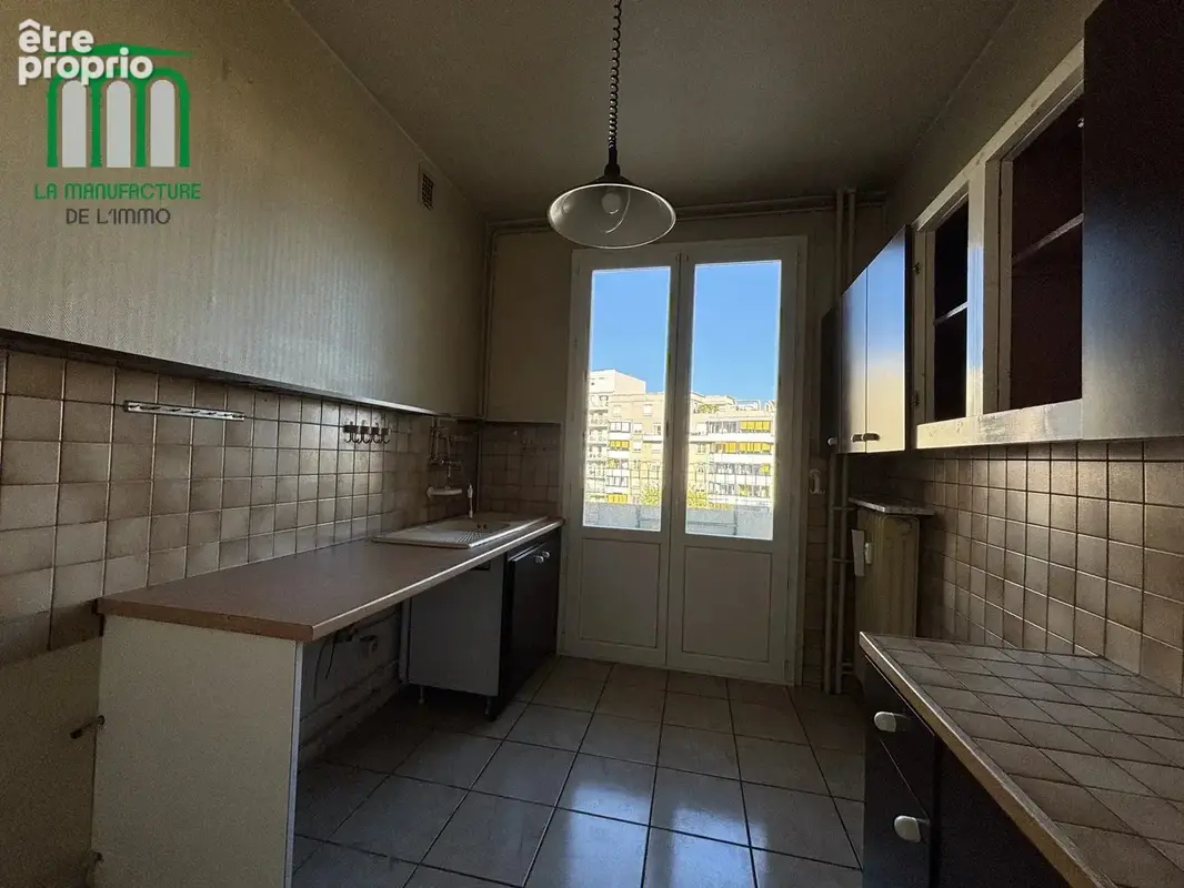 Appartement de type F4 de 102.23 m² avec deux balcons, garage/ Armeville-Foch-cité du design - photo 32