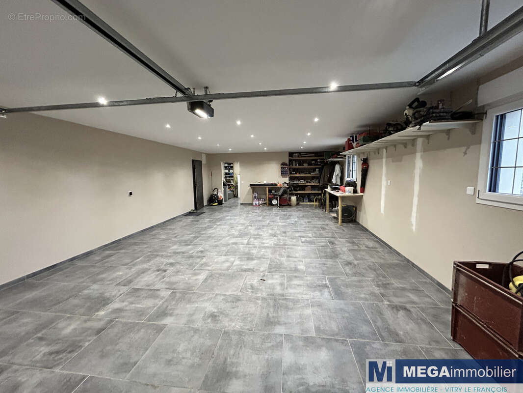 Maison à COURDEMANGES