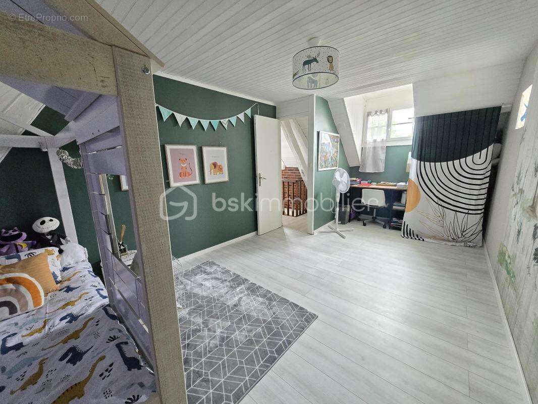 Maison à PRECY