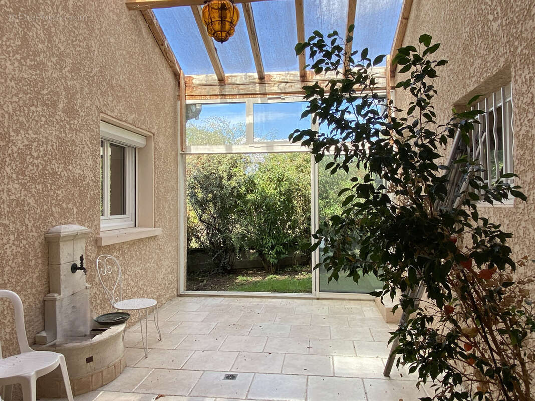 CIVRIEUX D'AZERGUES   Spacieuse Maison de plain-pied entièrement rénovée - photo 18