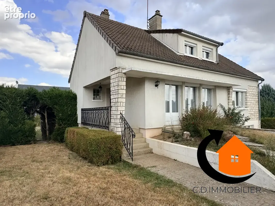 Maison 120 m² à Saint-Prest  - photo 1