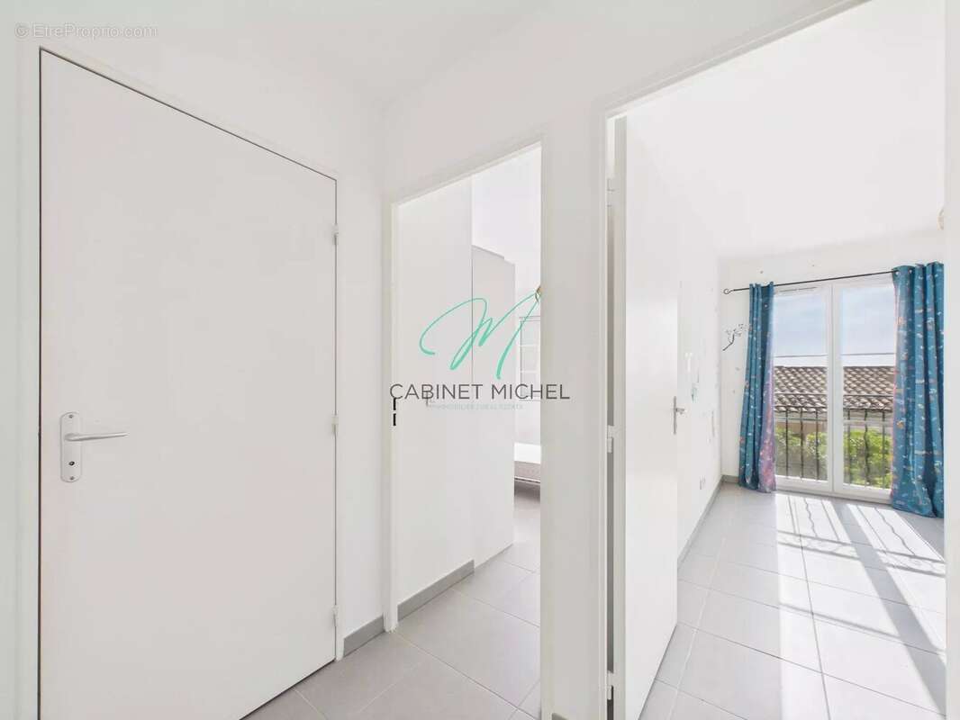 Maison à ROQUEFORT-LES-PINS