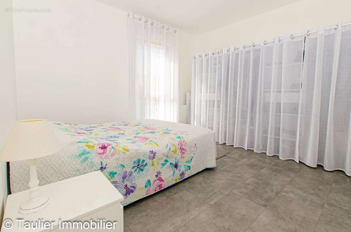 Maison T4 de 2020, chambre et salle d'eau au rdc - photo 13