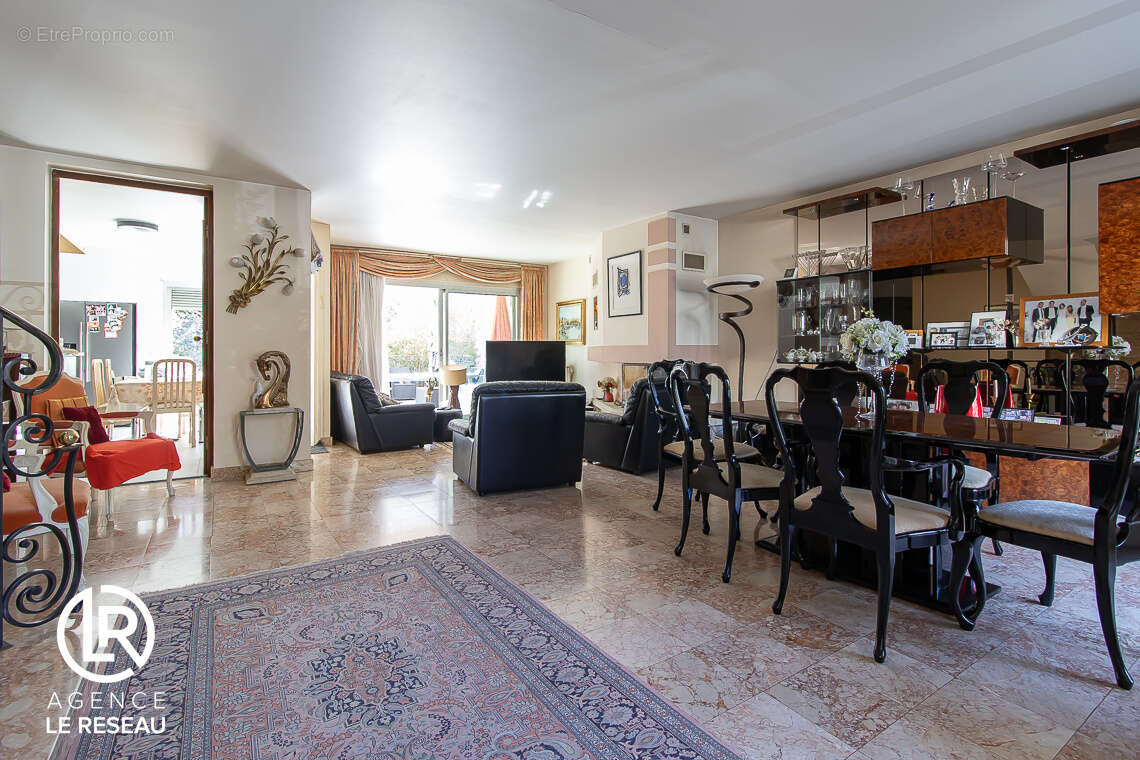 Maison à RUEIL-MALMAISON