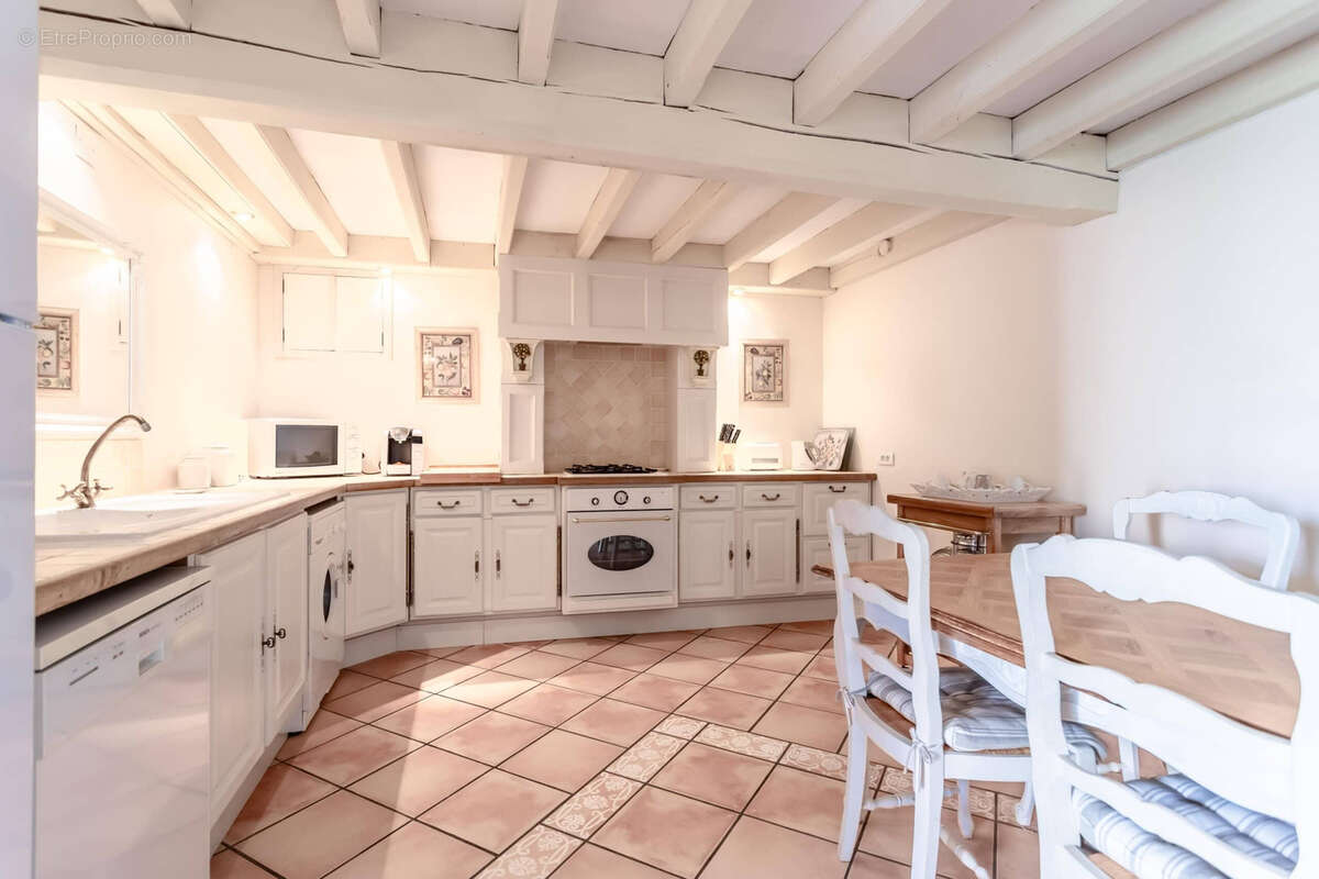 Propriété de campagne avec, piscine et dépendances - photo 31