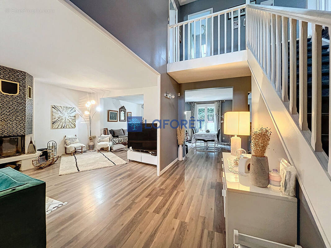 Maison à SAINT-GERMAIN-LES-CORBEIL