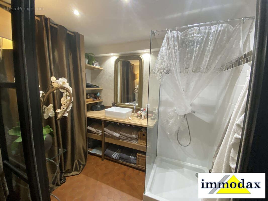 SALLE DE DOUCHE RDC - Maison à DAX