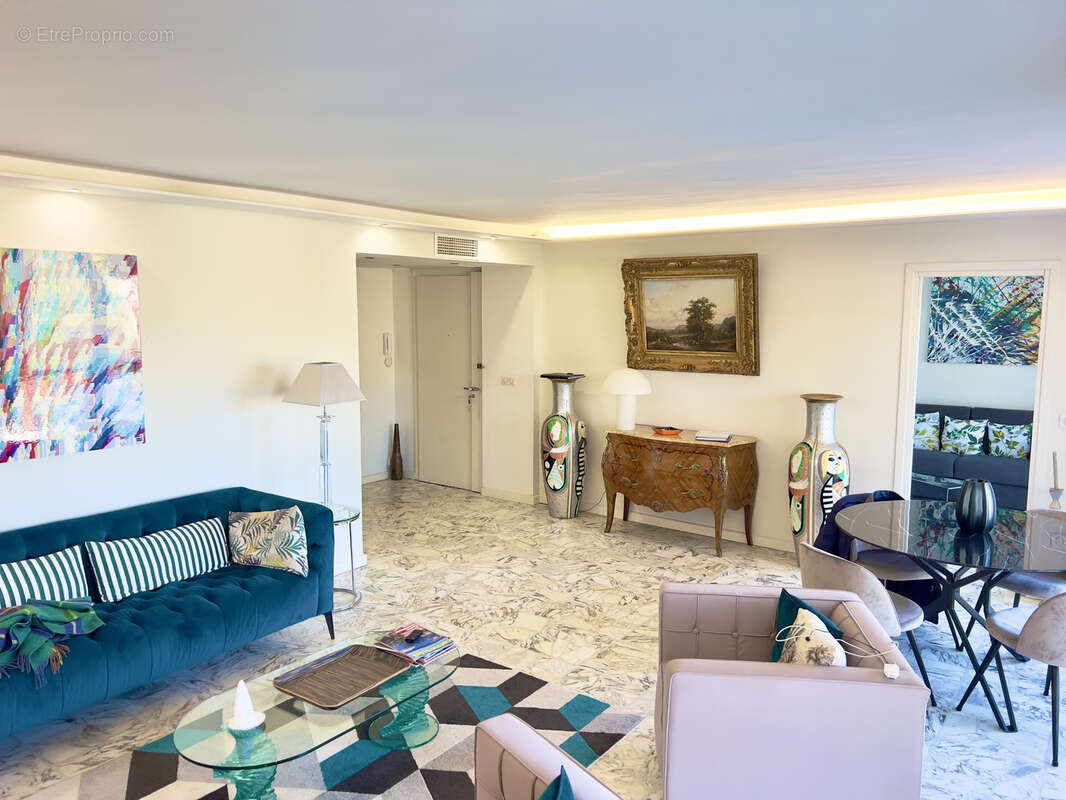 Cannes basse californie t3/t4 de 94m2 terrasses sud 40m2 garage cave - photo 9