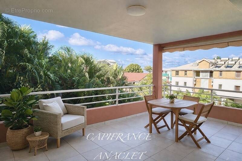 Appartement à LES TROIS-ILETS