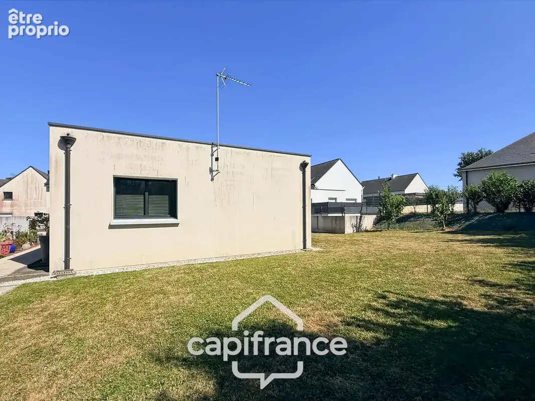 Maison contemporaine de plain-pied de 160 m² – 4 chambres – Véranda de 27 m² avec spa – Double garage – Carport – Noyal-Pontivy - photo 34