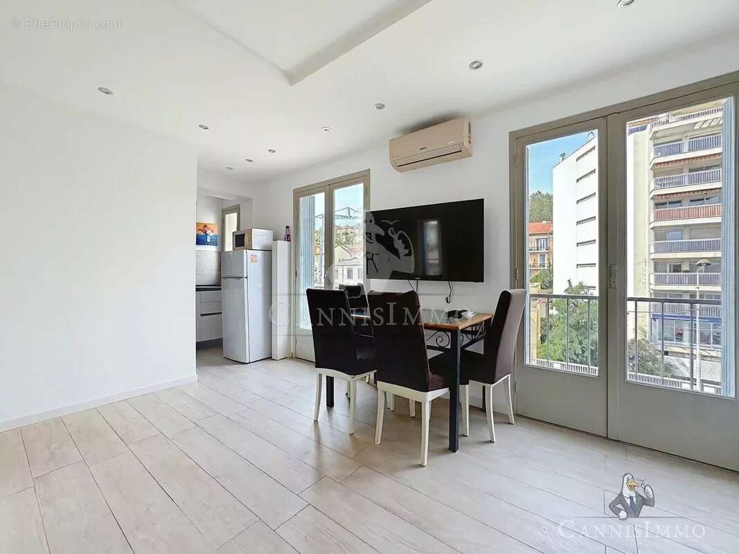 Appartement à CANNES