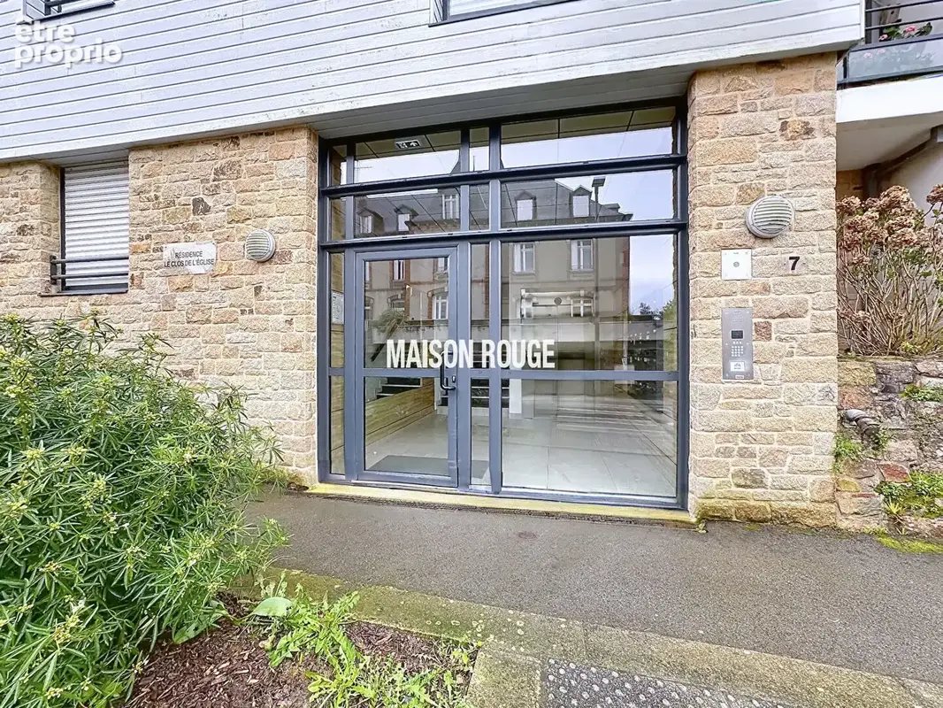 Centre de Paimpol - Appartement de standing, 3 chambres avec terrasse, garage et ascenseur - photo 16