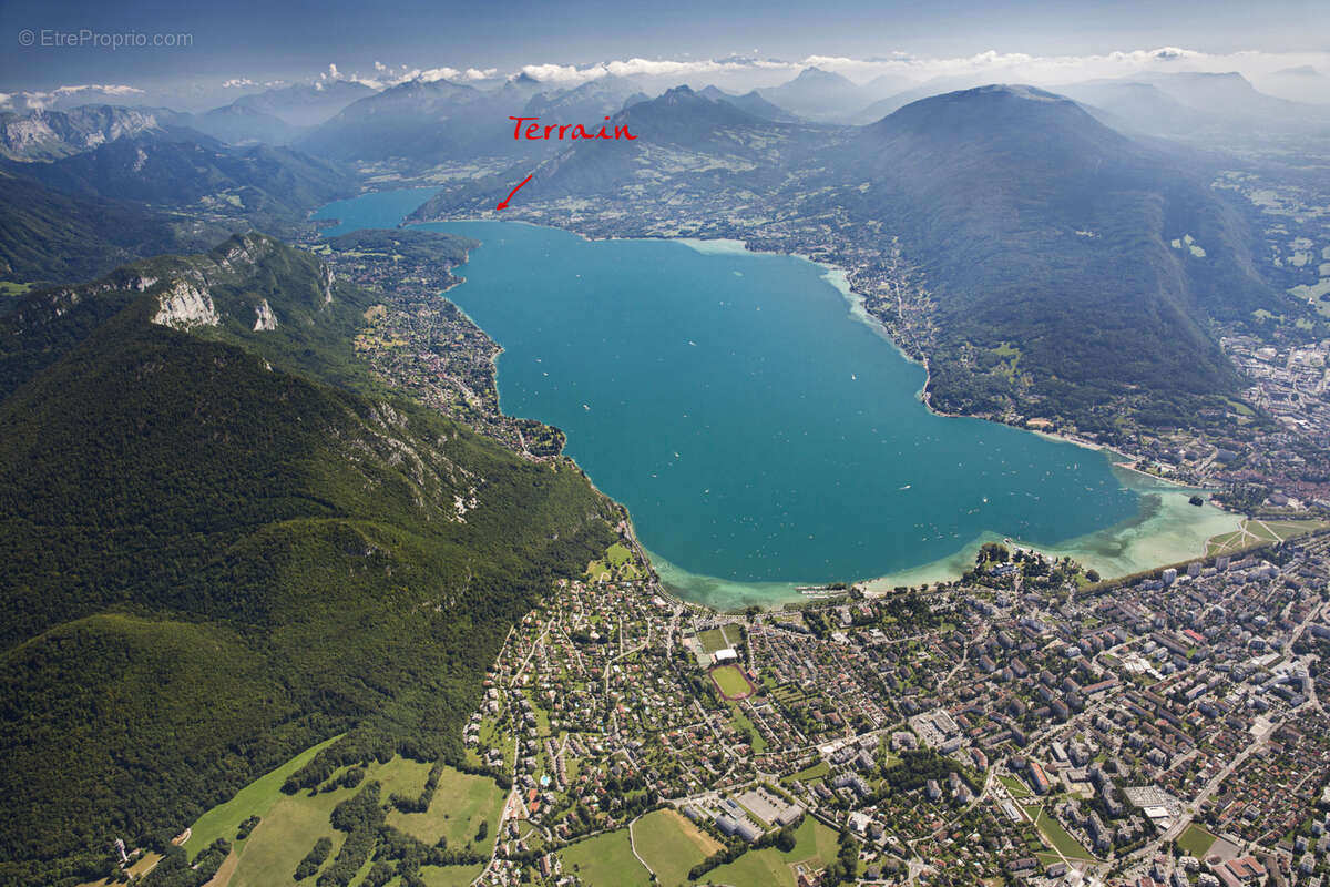 Terrain à DUINGT