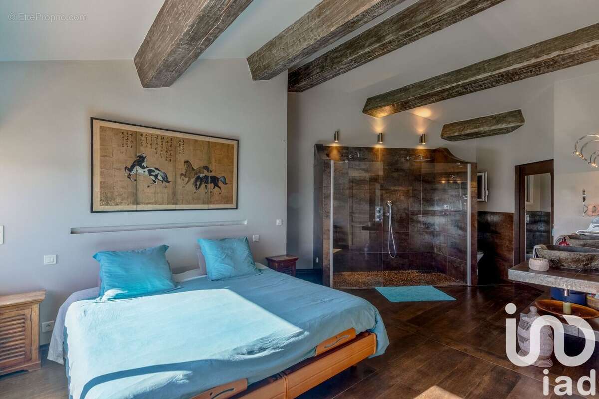 Photo 8 - Maison à ROQUEBRUNE-SUR-ARGENS