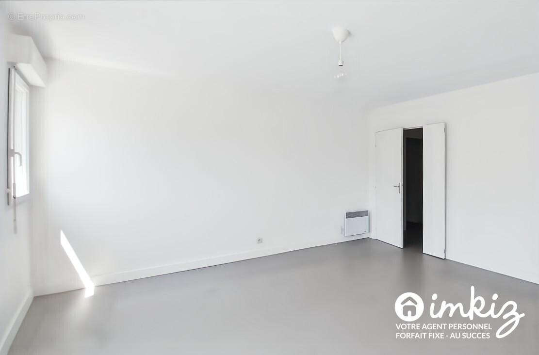 Appartement 3 pièces lumineux dans quartier vivant - photo 8