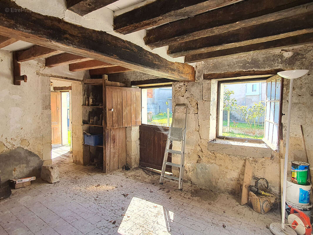 Maison à VILLENTROIS