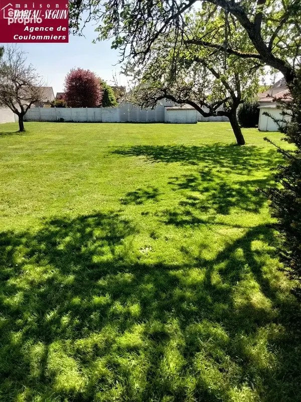 Photo Terrain à Mouroux au prix de 83 000€