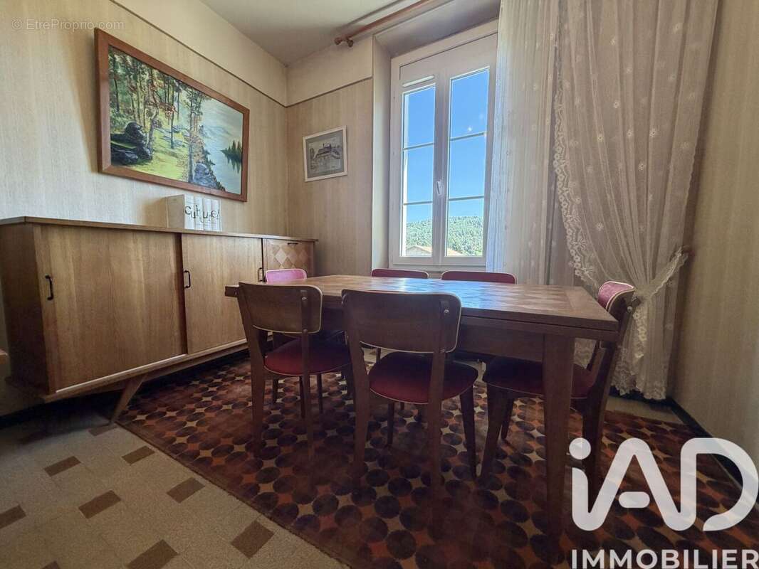 Maison 145 m² à Lalevade-D'ardeche  - photo 8