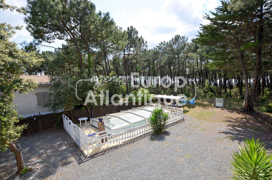 Appartement à LES MATHES