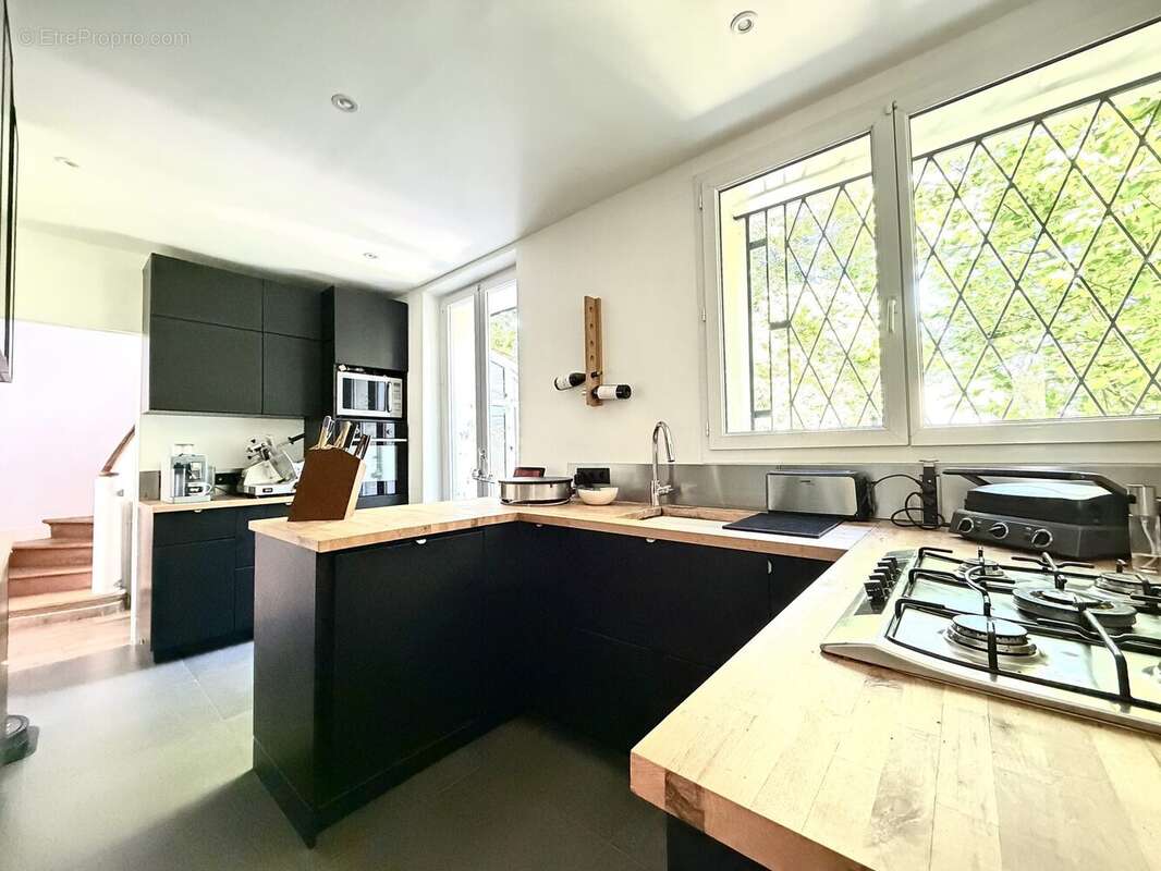 Maison à SAINT-MAUR-DES-FOSSES