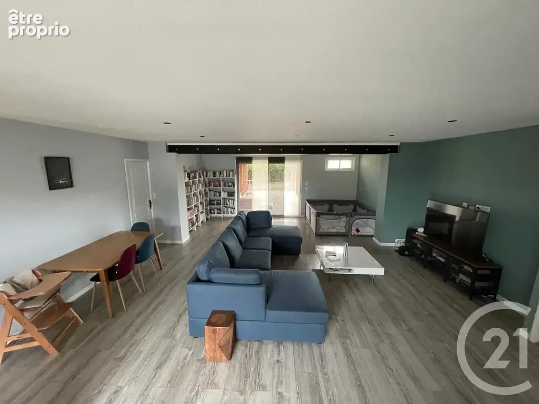 Maison 161 m² à Coutras  - photo 2