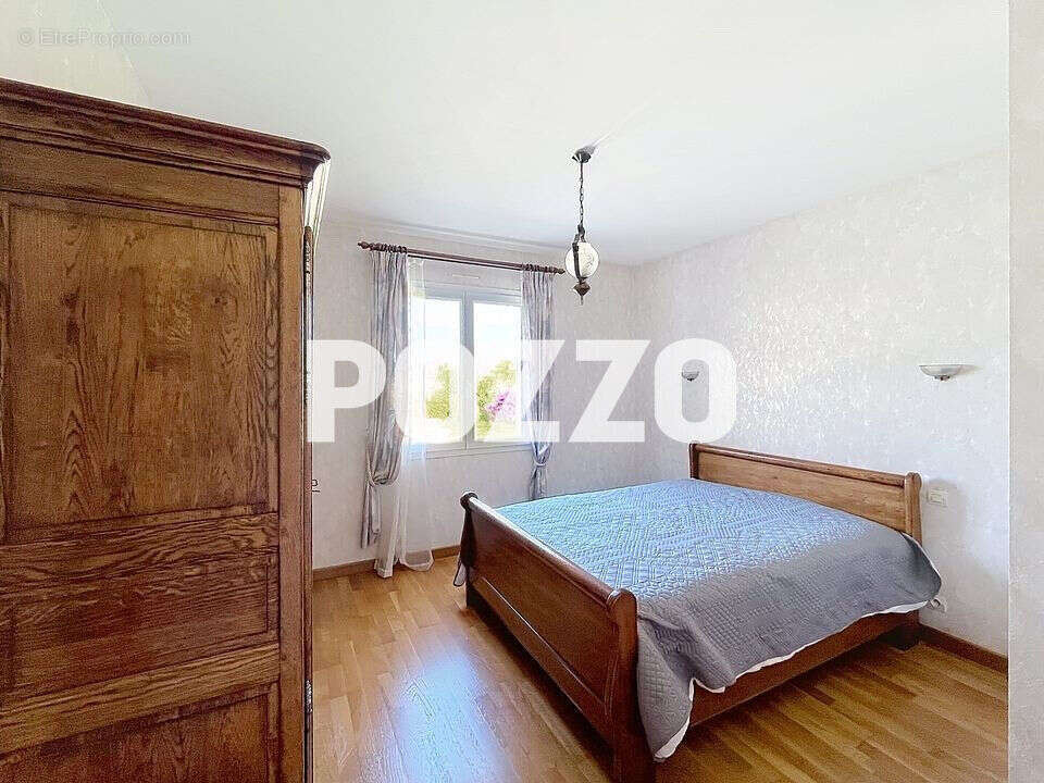 A vendre Maison individuelle de plain-pied dans bourg de Théreval 4 pièce(s) 85.20 m2 - photo 8