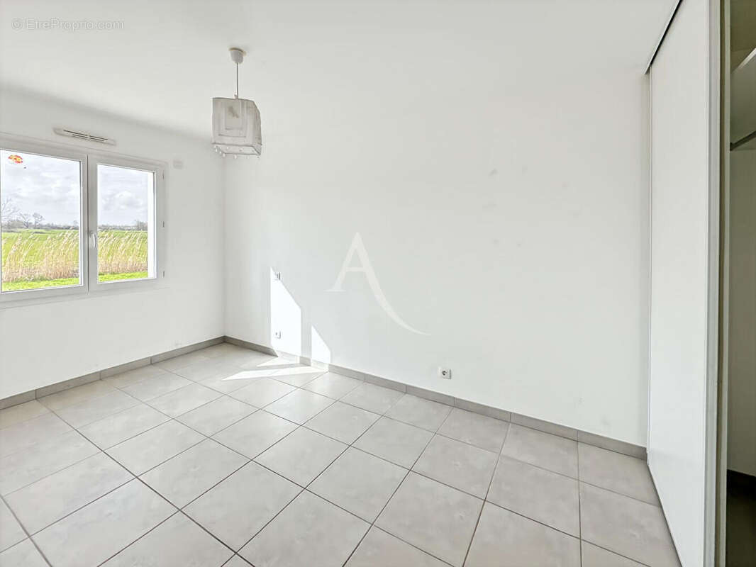 Maison à LE PERRIER