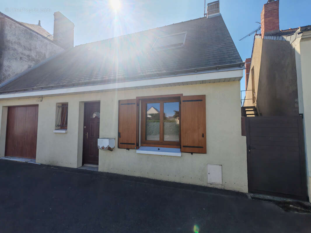 Maison à LA ROUXIERE