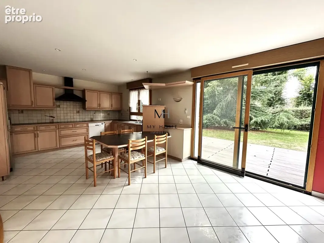 Maison 6 pièces 186 m² à vendre à Alencon (61000) - photo 3