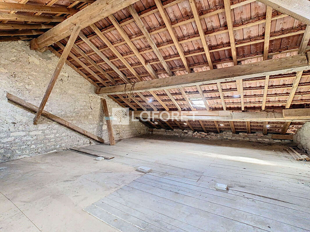 A vendre à AVOCOURT - 132 m² - 3 chambres - photo 14