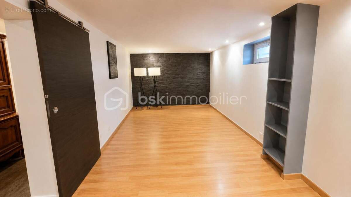 Maison individuelle de 116 m² sur un terrain de 497 m² avec piscine et garage - photo 16