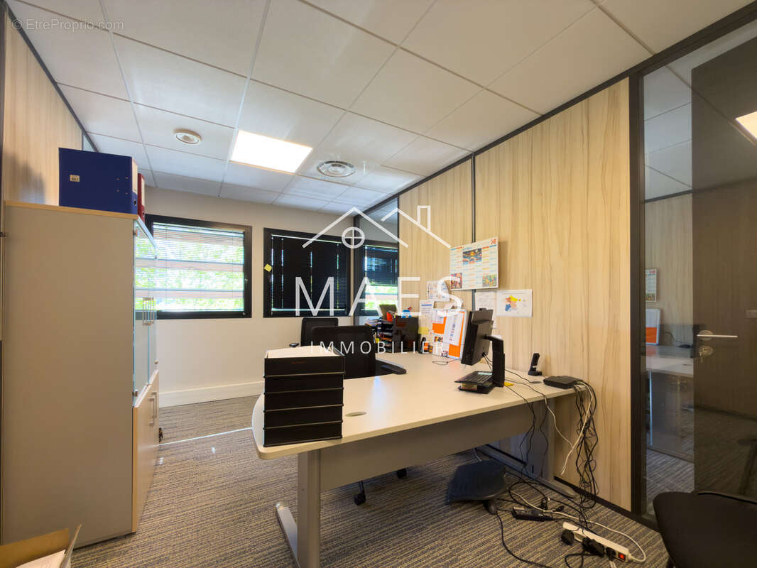 LOOS - Bureau de 215 m2 proche CHU - photo 12