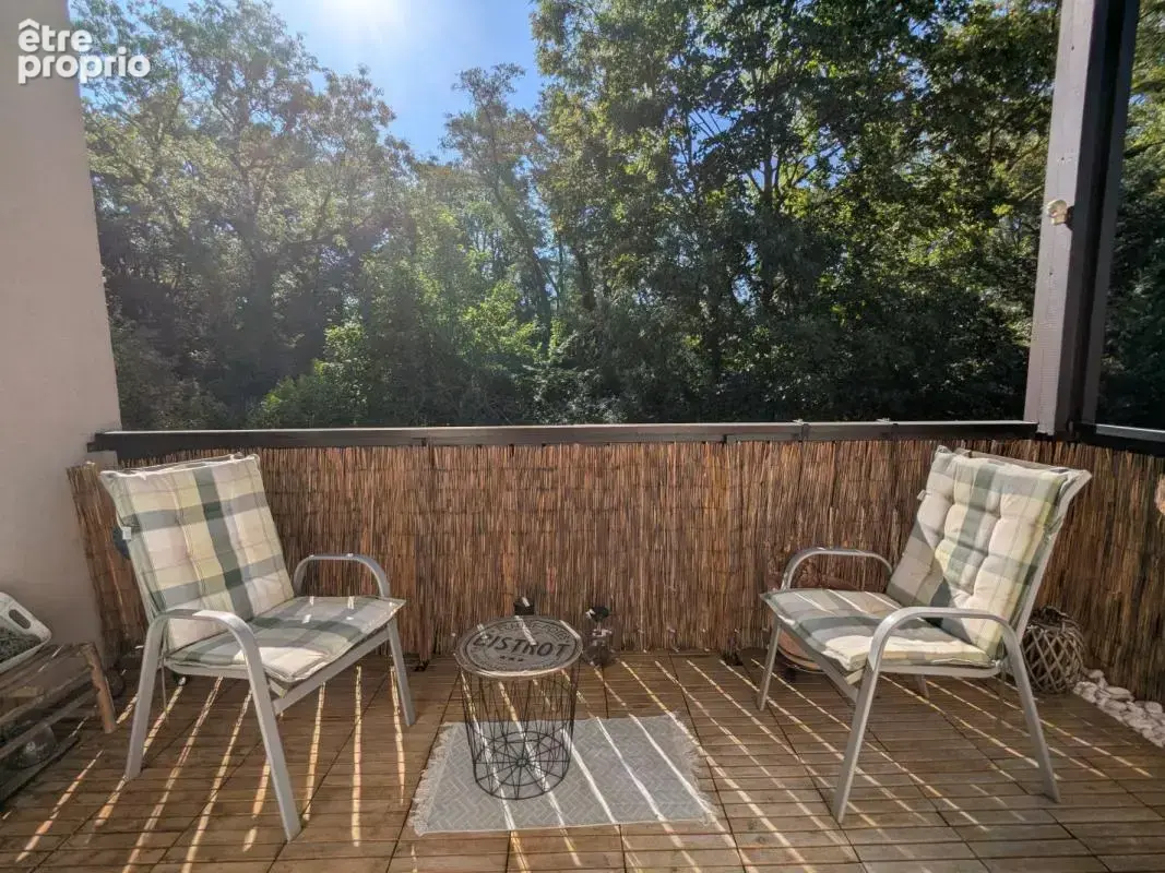 Appartement à SAINT-GENIS-POUILLY