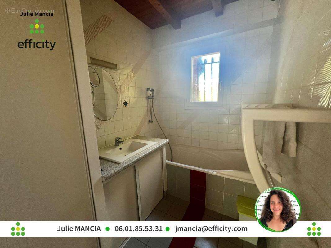 Maison à TROIS-PALIS