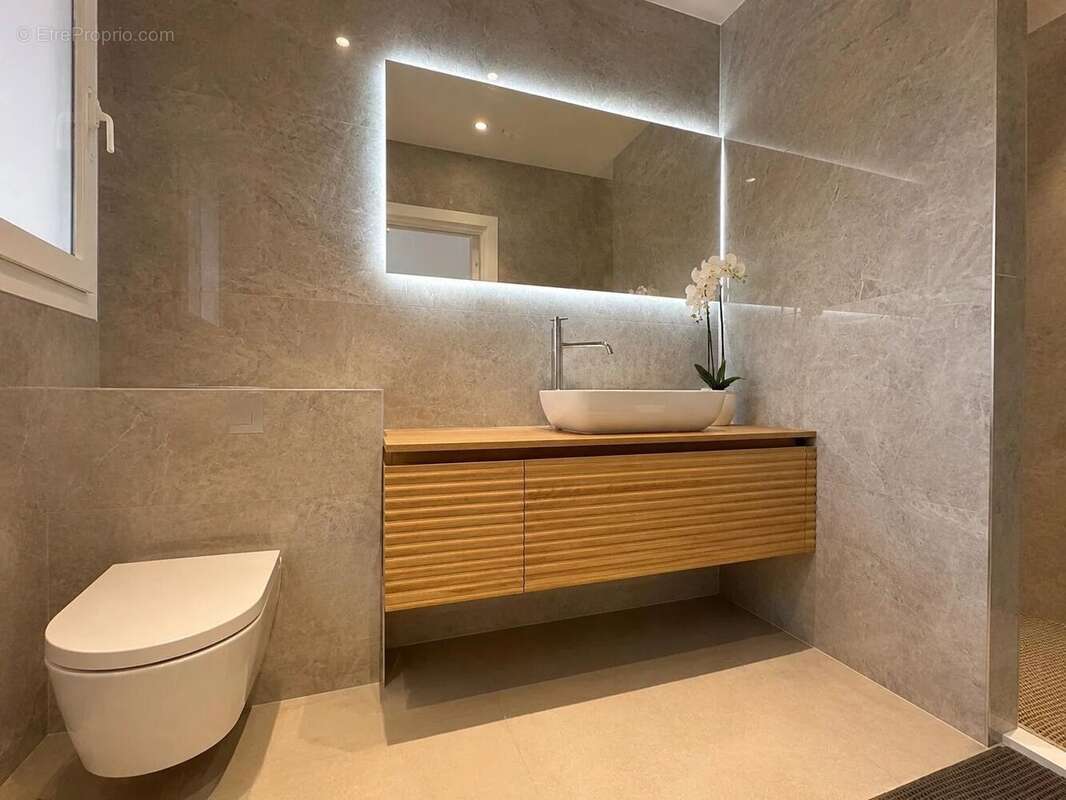 Cannes – appartement d'exception au sein d'une maison bourgeoise – 165 m² – jardin privatif de 260 m² - photo 9