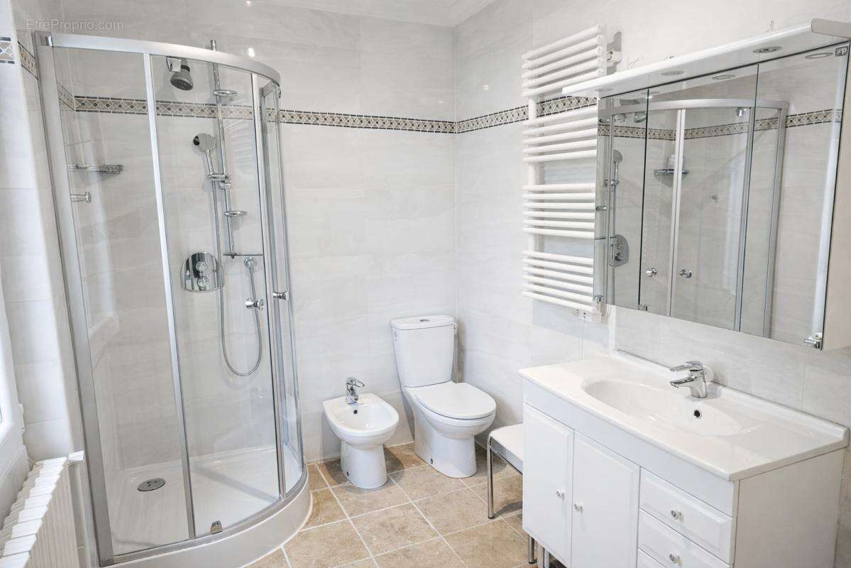 Maison 225 m² à Coulommiers  - photo 17