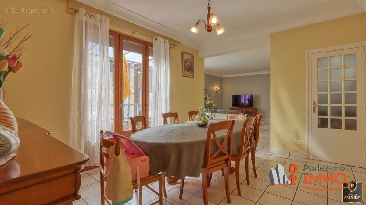Maison 133 m² à Saint-Etienne  - photo 5